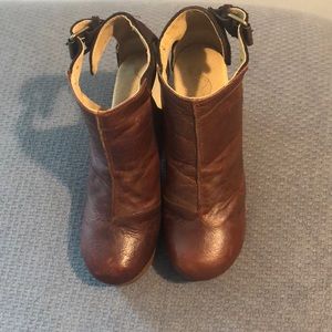 Free people amber orchard clogs